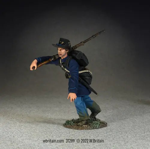 Federal Iron Brigade Advancing at Right Shoulder