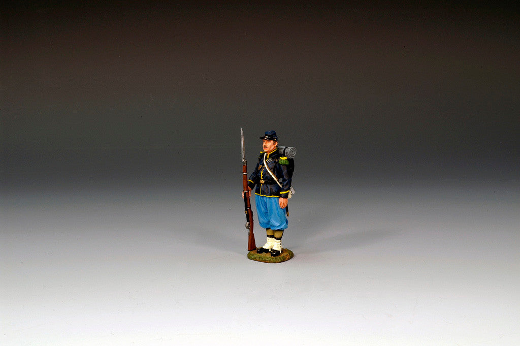 Union Chasseur Standing with rifle