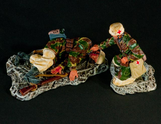 Winter medic set with dead