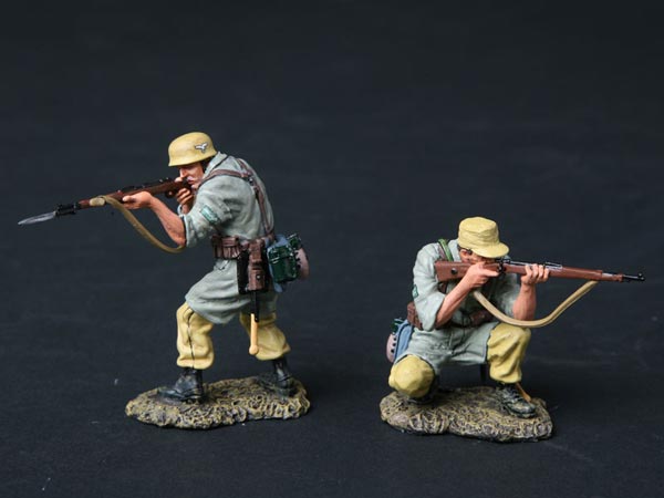 Fallschirmjager Rifle Section #2 (2 figures) Desert Version