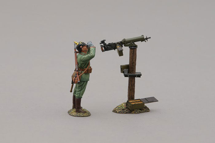 German Infanteer with Maxim Machine Gun - Pickelhaube