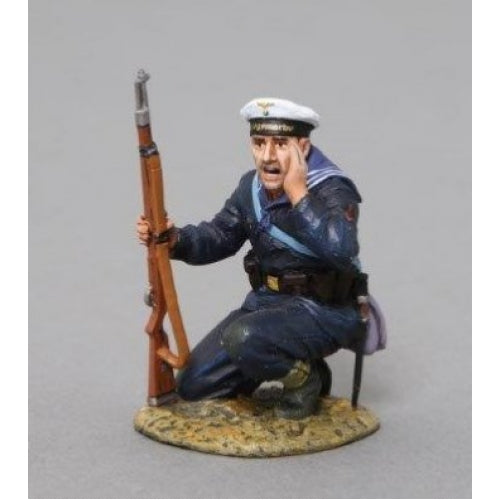 Shouting Kriegsmarine Soldier - Round Base