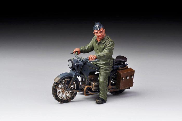 Ground Crew with Zundapp