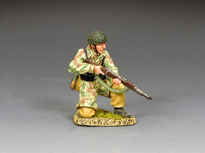Fallschirmjager Rifleman Kneeling Ready