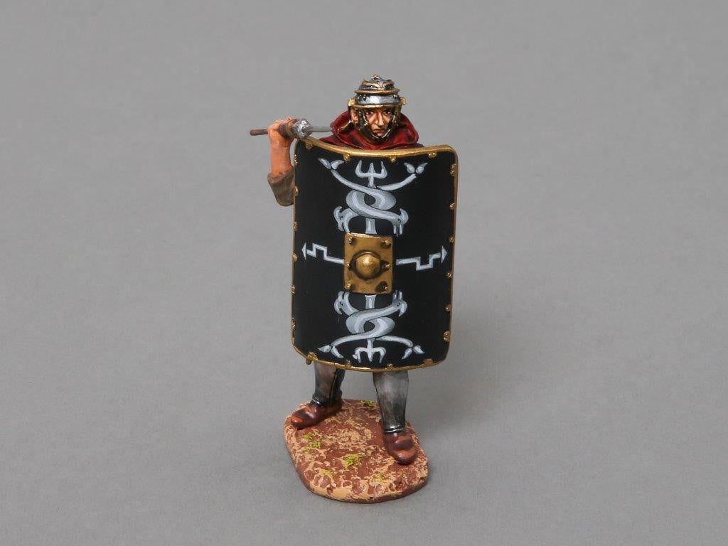 30th Legionnaire Throwing Pilum Black Shield