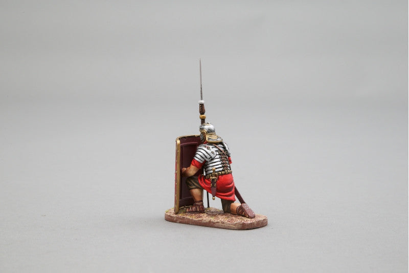 Kneeling Legionnaire (Red)