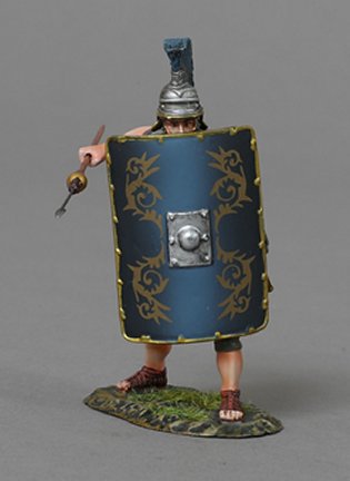 Praetorian Defending With Pilum - Gold Pattern Shield