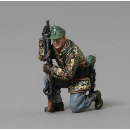 SS Soldier with Rifle - No Base