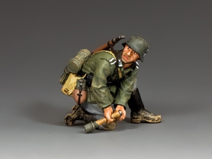 Kneeling Grenadier