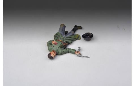 Dead German Officer - wingle figure and helmet
