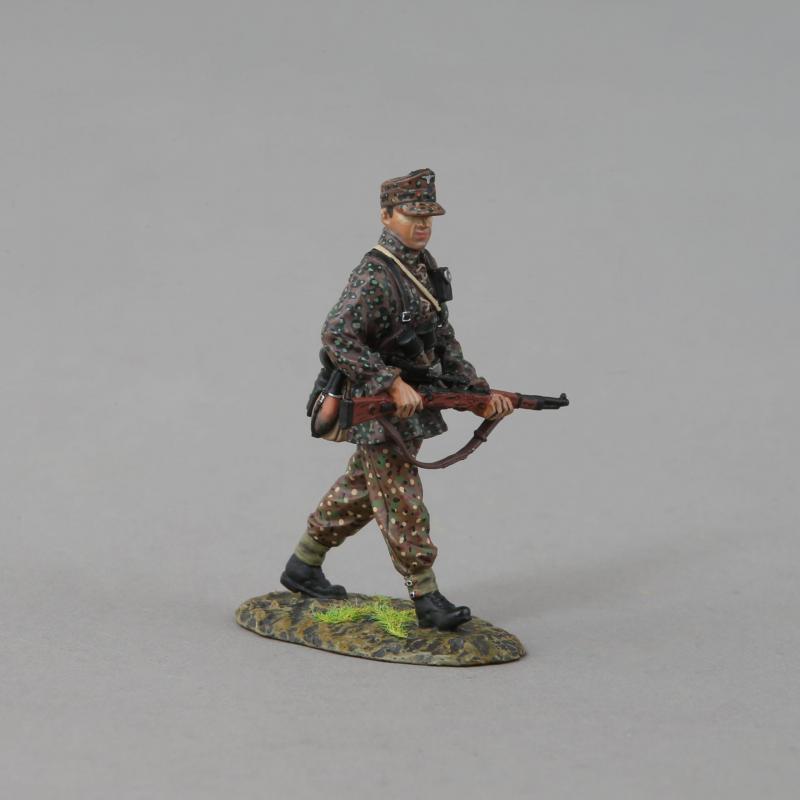 SS Soldier with Sniper Rifle